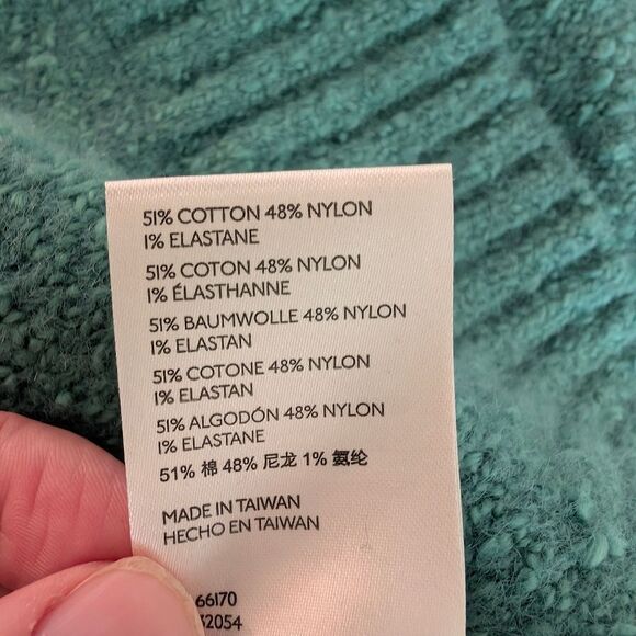 Free People Green V-Neck Sweater - Picture 7 of 7